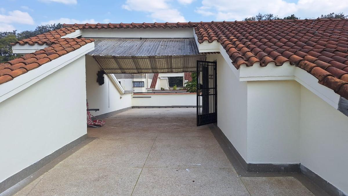 4 Bed Townhouse with En Suite in Westlands Area - 3