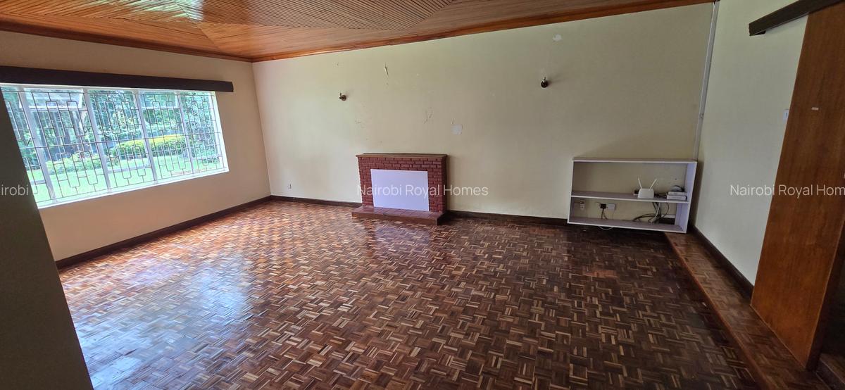 4 Bed House with En Suite at Runda Road - 6