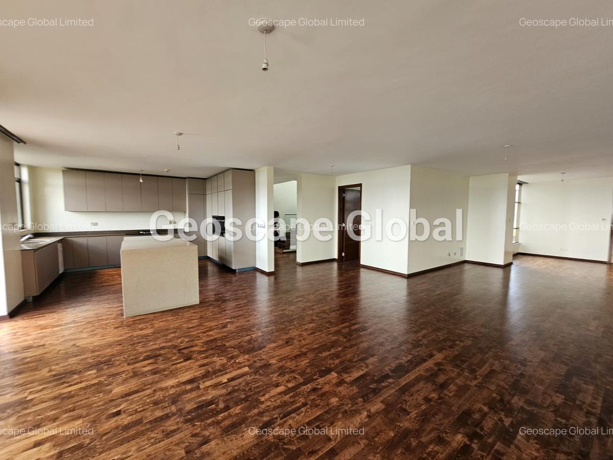 4 Bed Apartment with En Suite in Westlands Area - 1