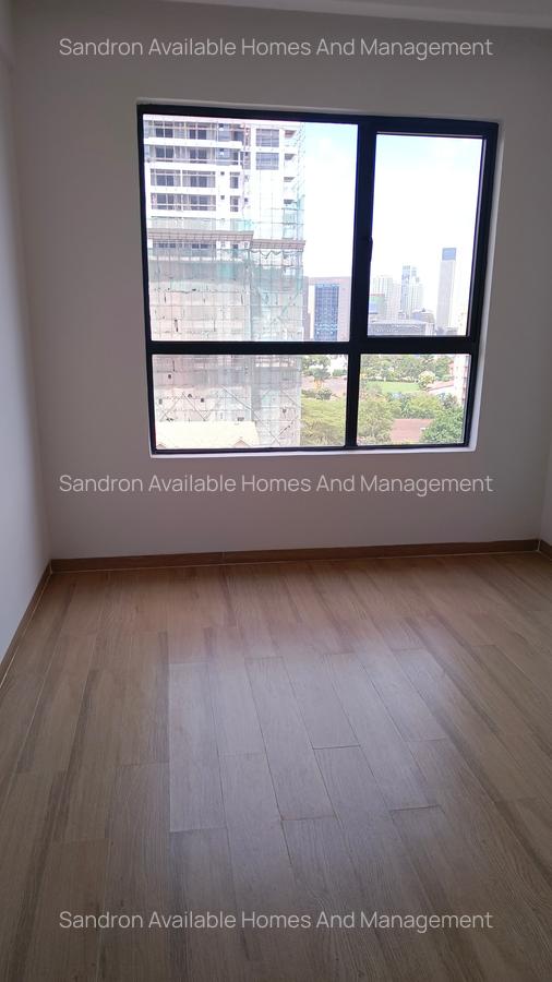 1 Bed Apartment with En Suite in Westlands Area - 6