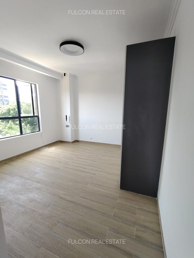 2 Bed Apartment with En Suite in Westlands Area - 2