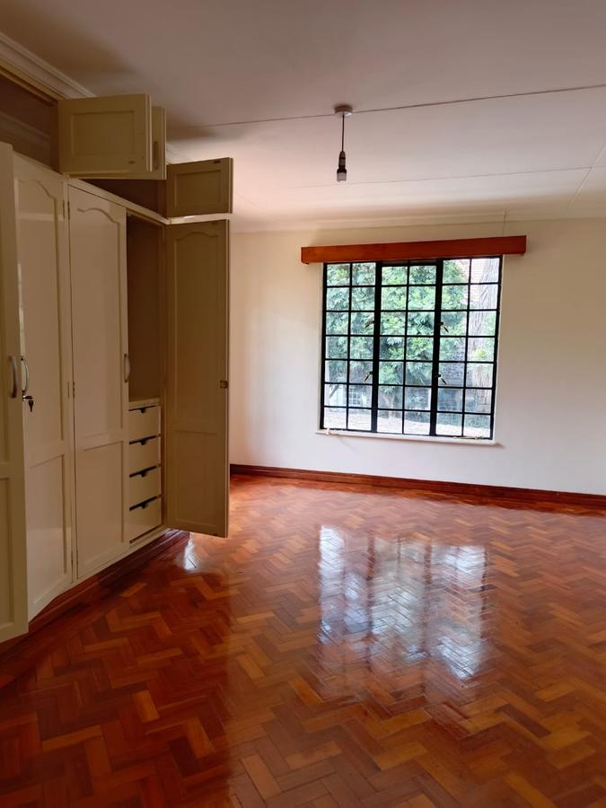 4 Bed House with En Suite at Runda - 17