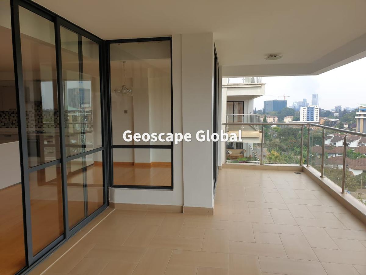 3 Bed Apartment with En Suite in Westlands Area - 13