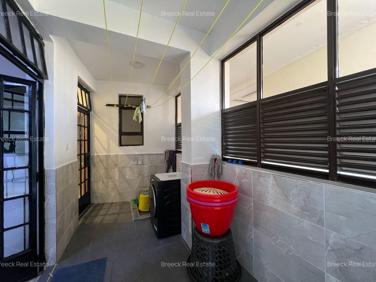 Furnished 3 Bed Apartment with En Suite at Othaya Road - 9