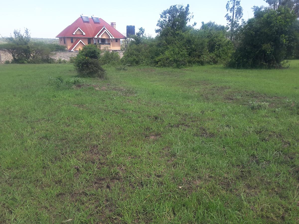 2 ac Land in Ongata Rongai - 1