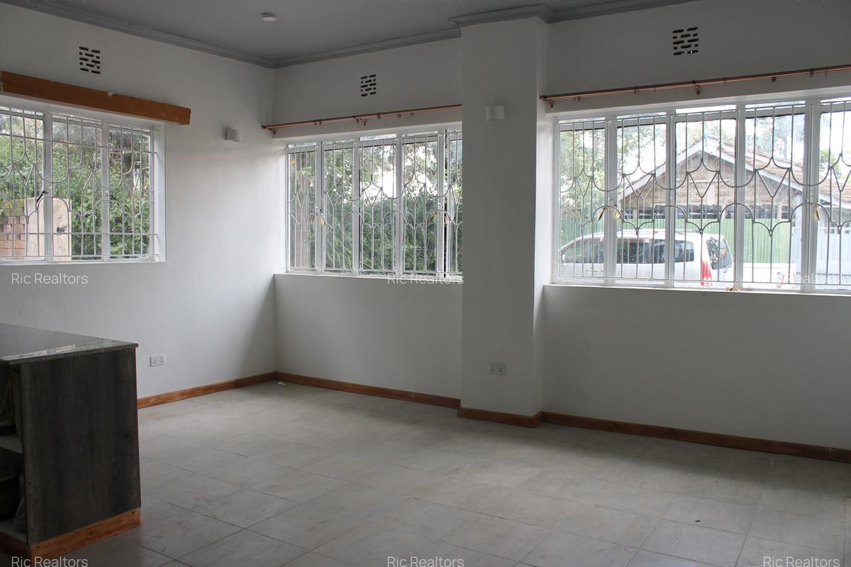 2 Bed Townhouse with Borehole in Karen - 10
