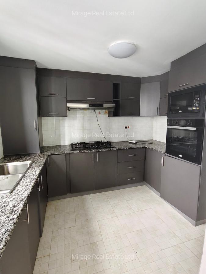 3 Bed Apartment with Swimming Pool in Kileleshwa - 16