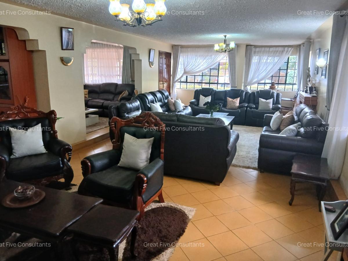 4 Bed Villa with Swimming Pool in Runda - 7