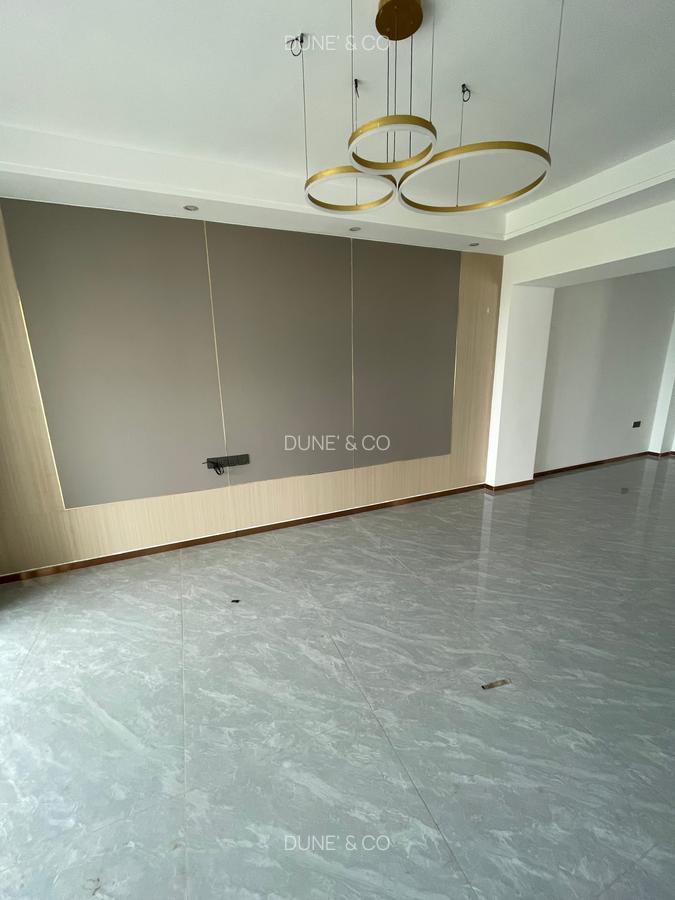 2 Bed Apartment with En Suite in Riverside - 6