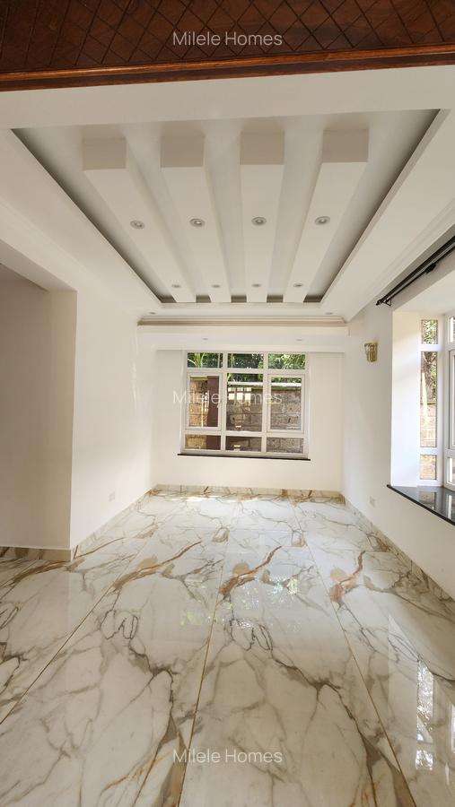 5 Bed Townhouse with En Suite at Njumbi Road - 9