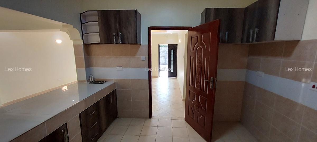 3 Bed House with En Suite at Rimpa - 7