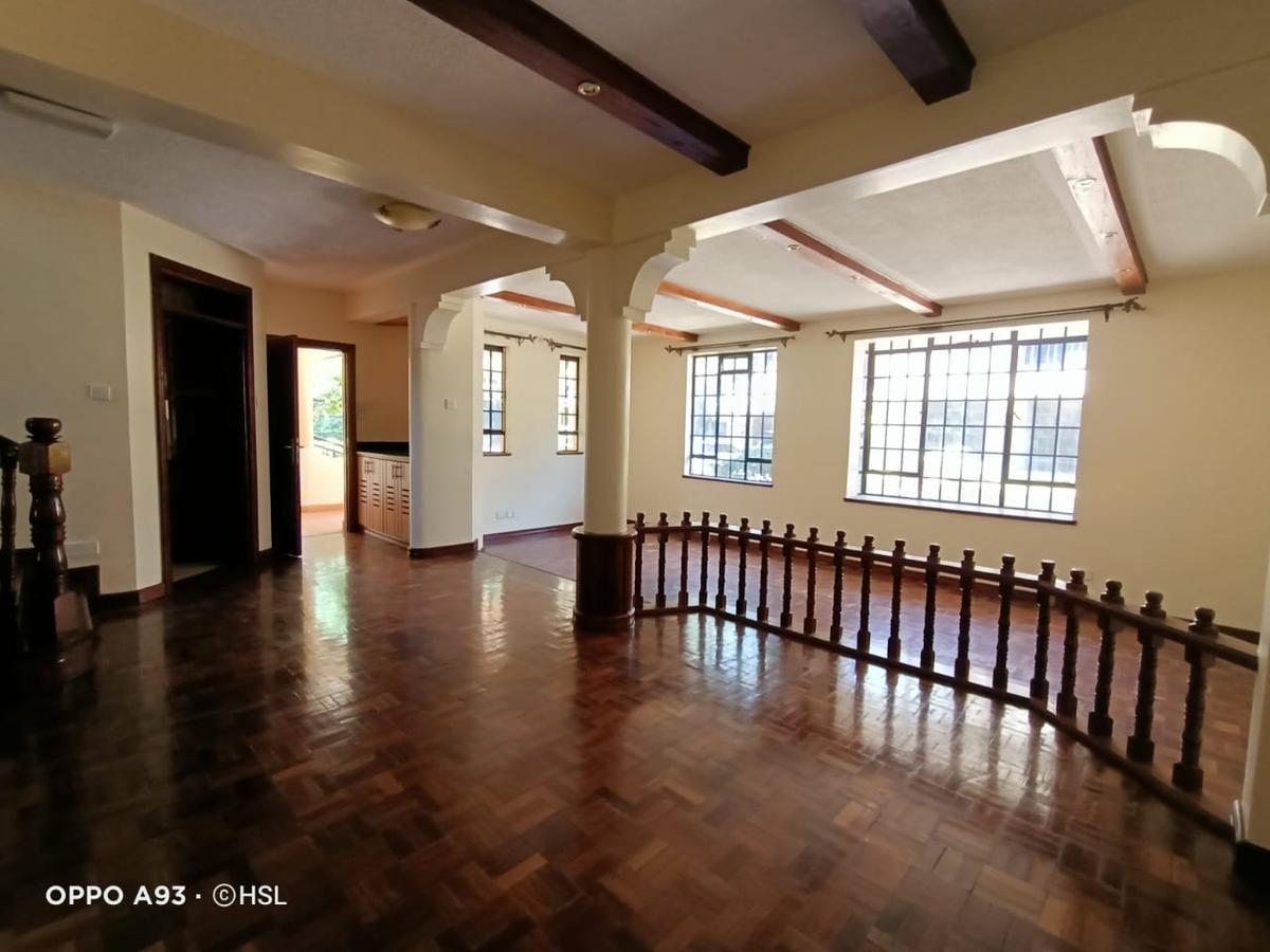 5 Bed Townhouse with Garden at Kaputei Road - 13