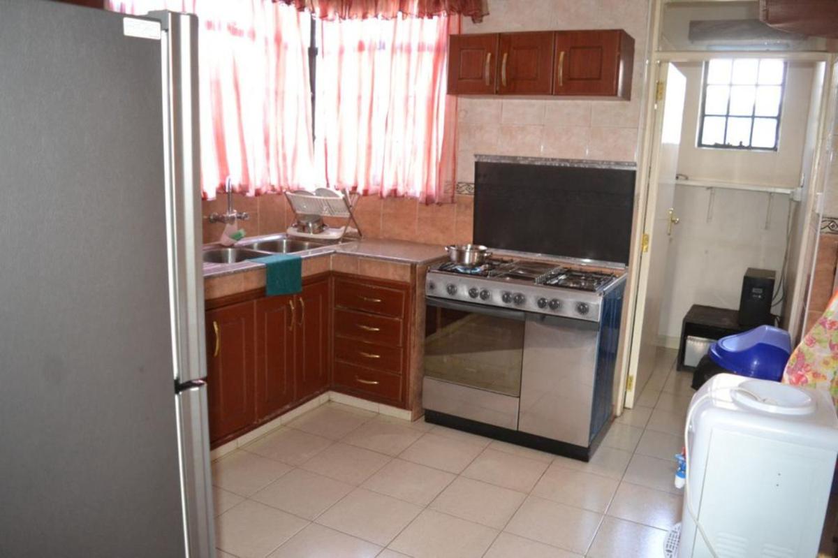 3 Bed Apartment with Swimming Pool in Kileleshwa - 4