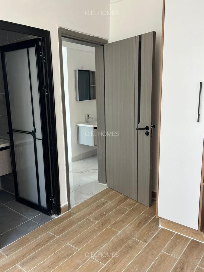 2 Bed Apartment with Gym at Wood Avenue - 10