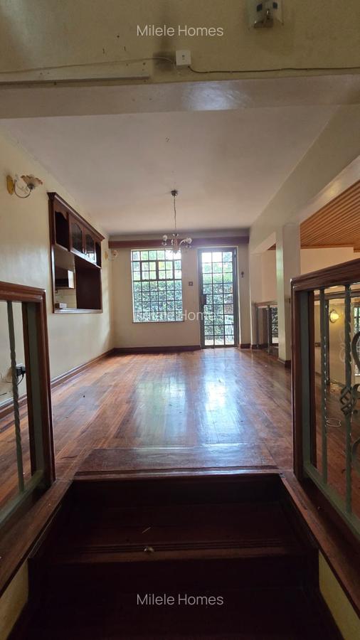 4 Bed Townhouse with En Suite at Migori Road - 3