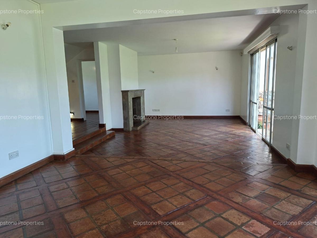 3 Bed Townhouse with En Suite at Runda - 7