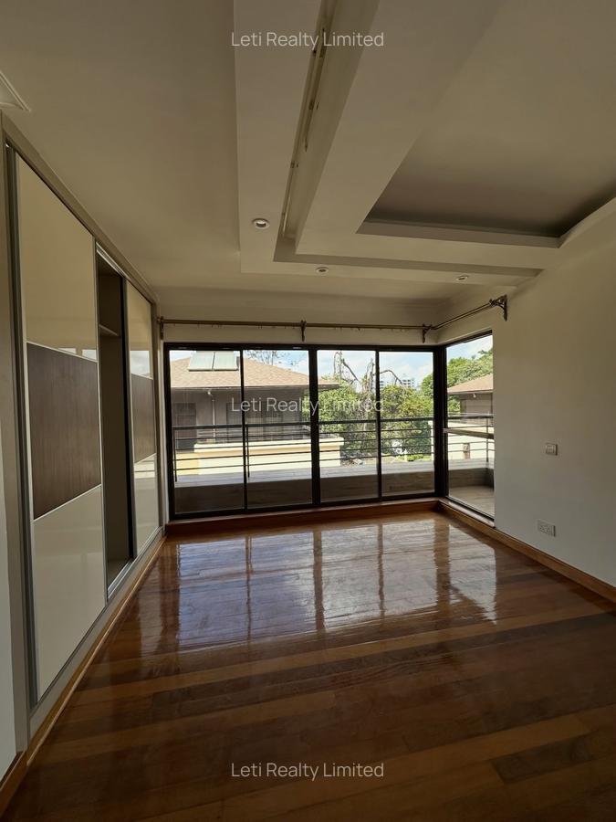 5 Bed Townhouse with En Suite in Kileleshwa - 14