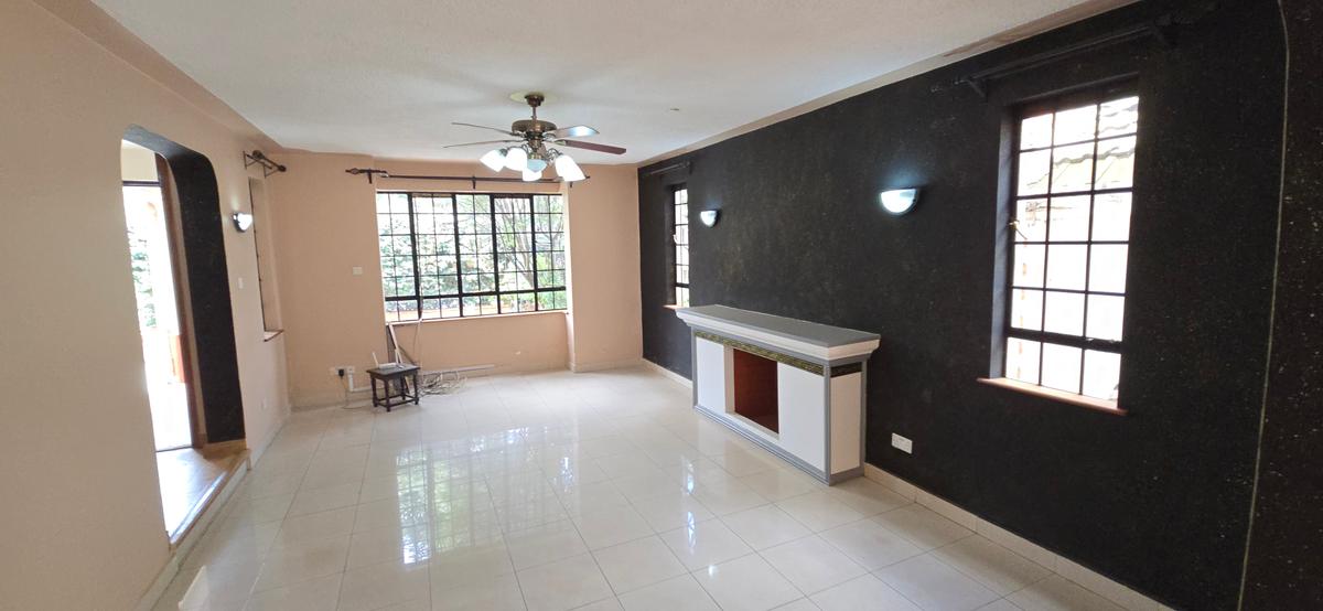 5 Bed Townhouse with En Suite at Kabasiran Avenue - 6