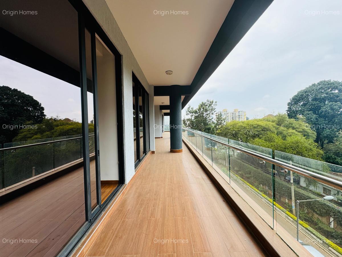 4 Bed Apartment with En Suite at Spring Valley - 2