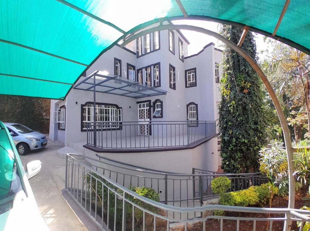 4 Bed House with En Suite in Spring Valley - 18