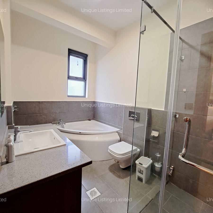 Serviced 3 Bed Apartment with En Suite in Spring Valley - 10