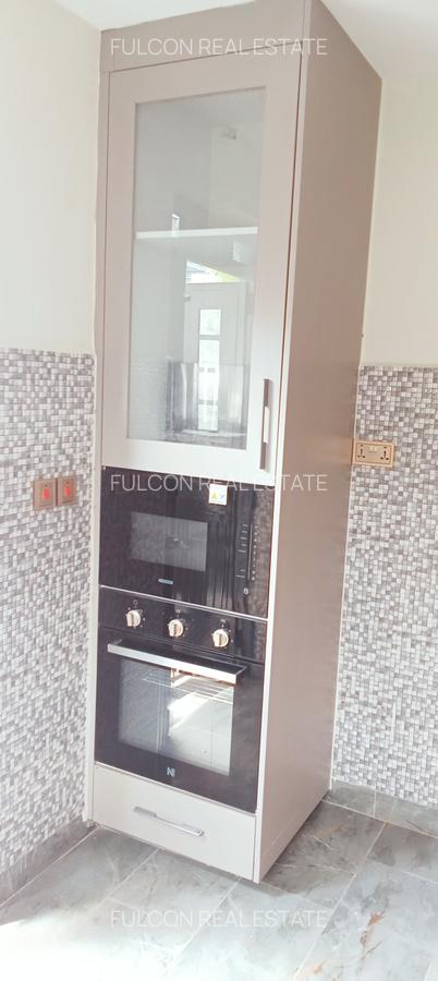 4 Bed Villa with En Suite in Kitisuru - 13