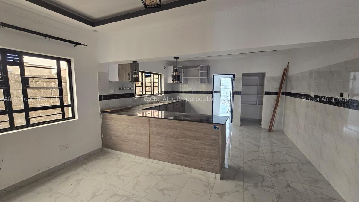 3 Bed House with En Suite in Kitengela - 14