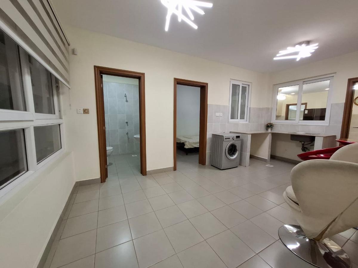 3 Bed Apartment with En Suite in Westlands Area - 8