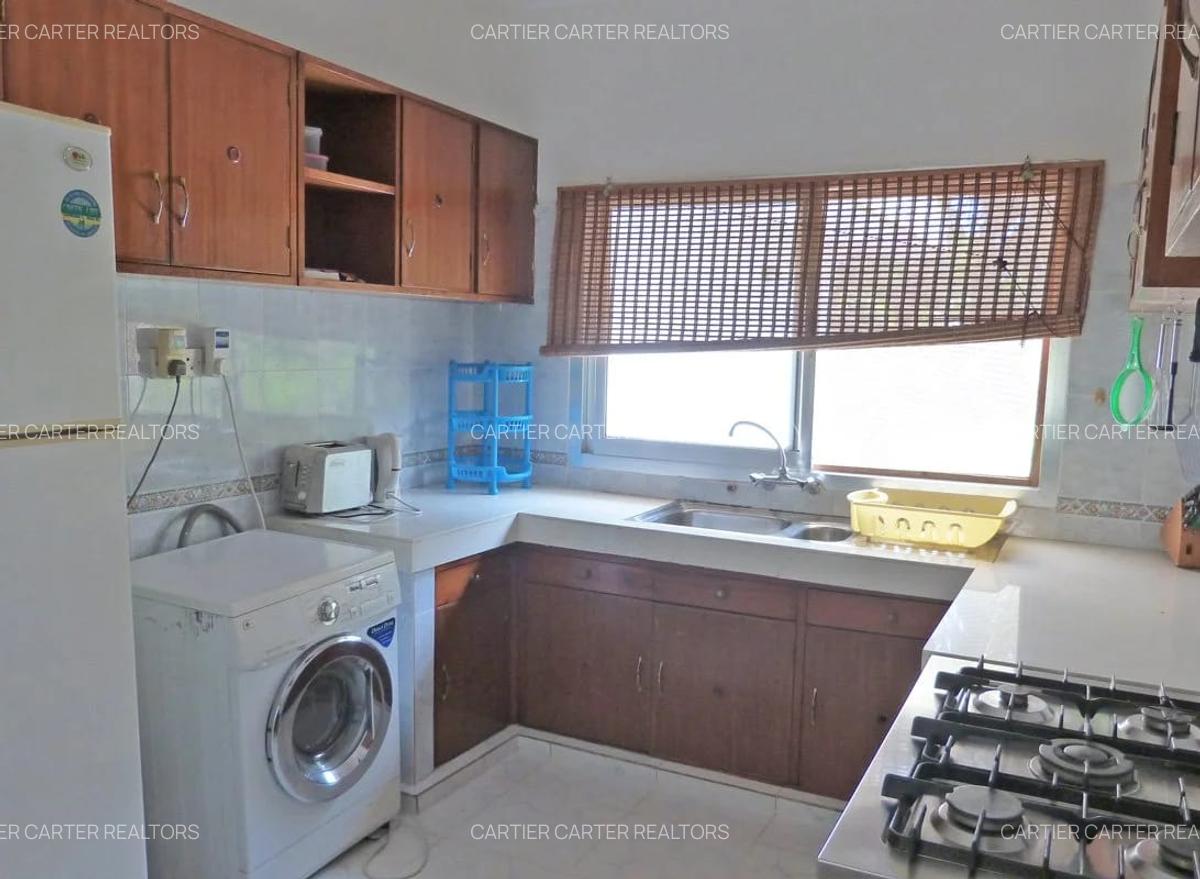 4 Bed Villa with En Suite in Watamu - 4