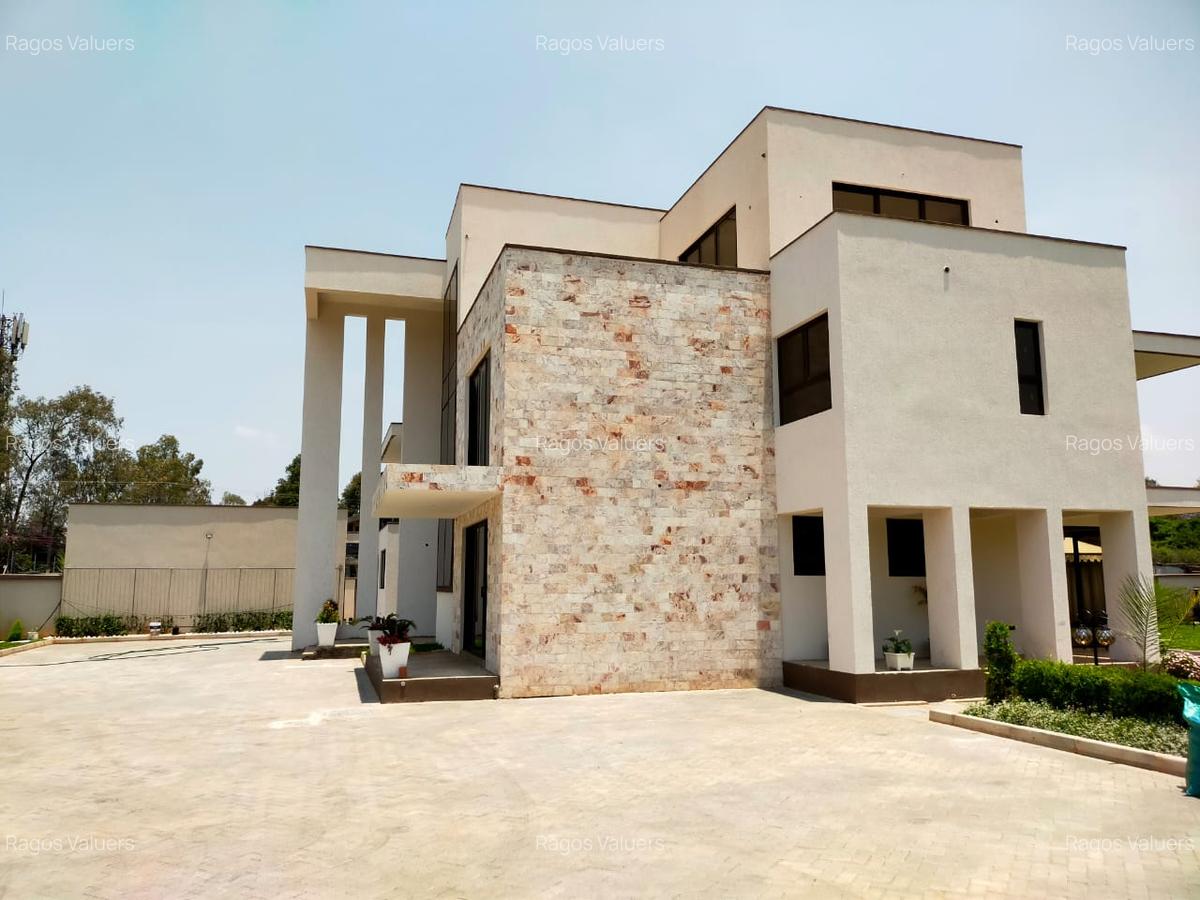 5 Bed House with En Suite at Off Bogani Rd - 2