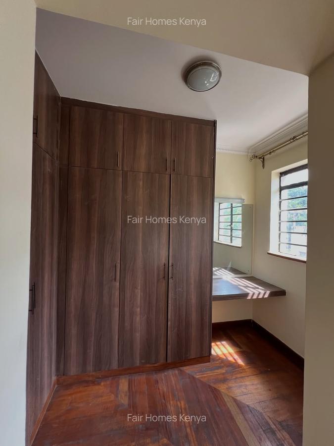 5 Bed Townhouse with En Suite at Convent Drive - 19