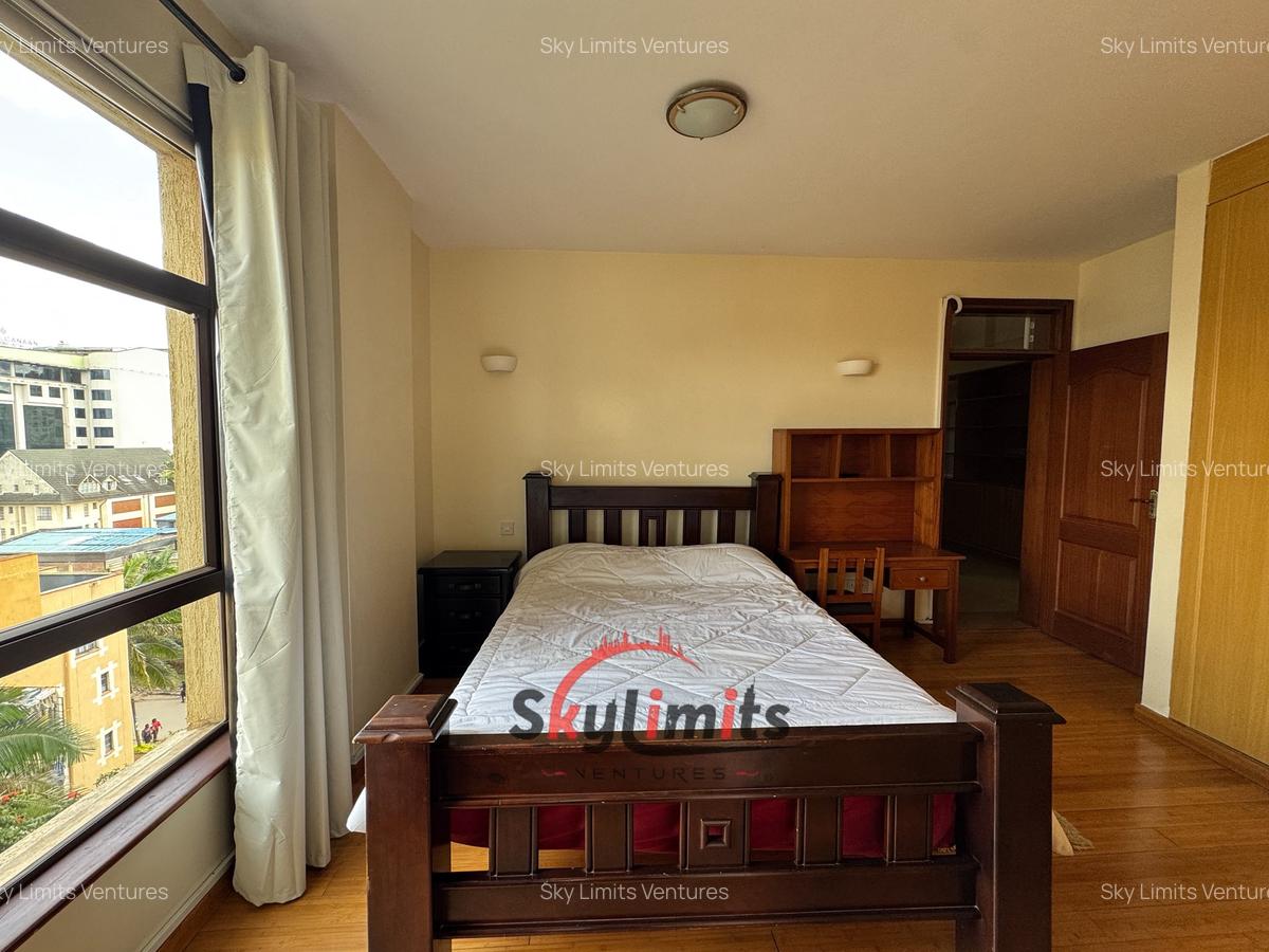 Furnished 3 Bed Apartment with En Suite in Kilimani - 16