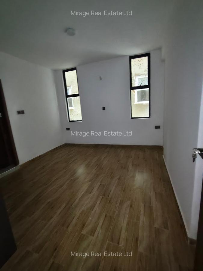 4 Bed Apartment with Staff Quarters in Parklands - 12