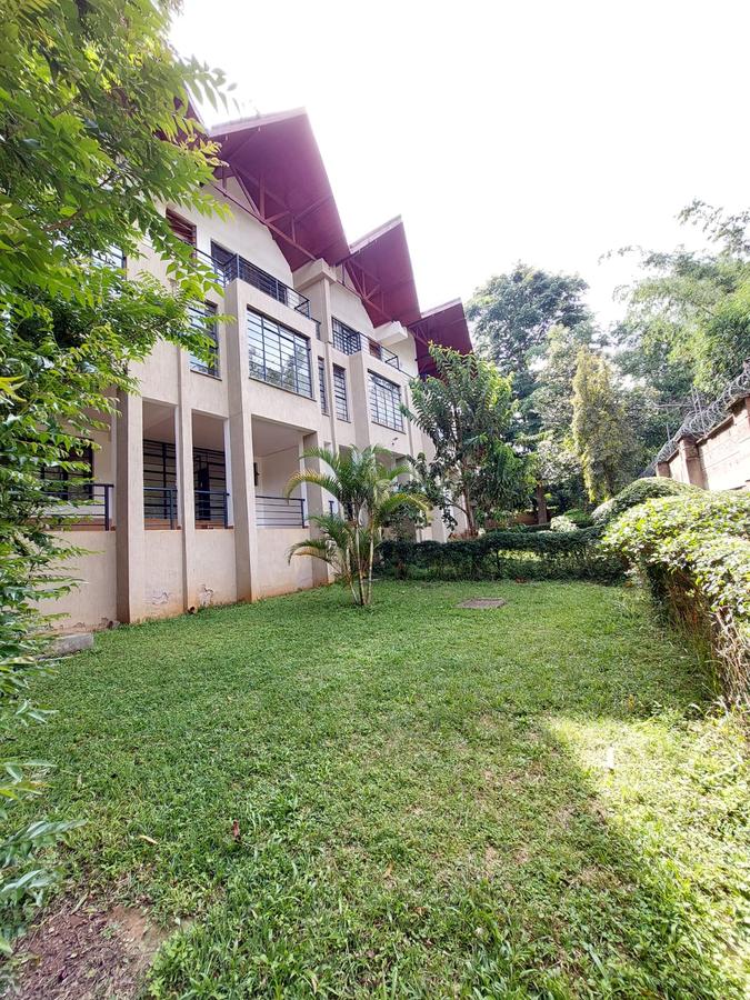 4 Bed Townhouse with En Suite in Lavington - 1