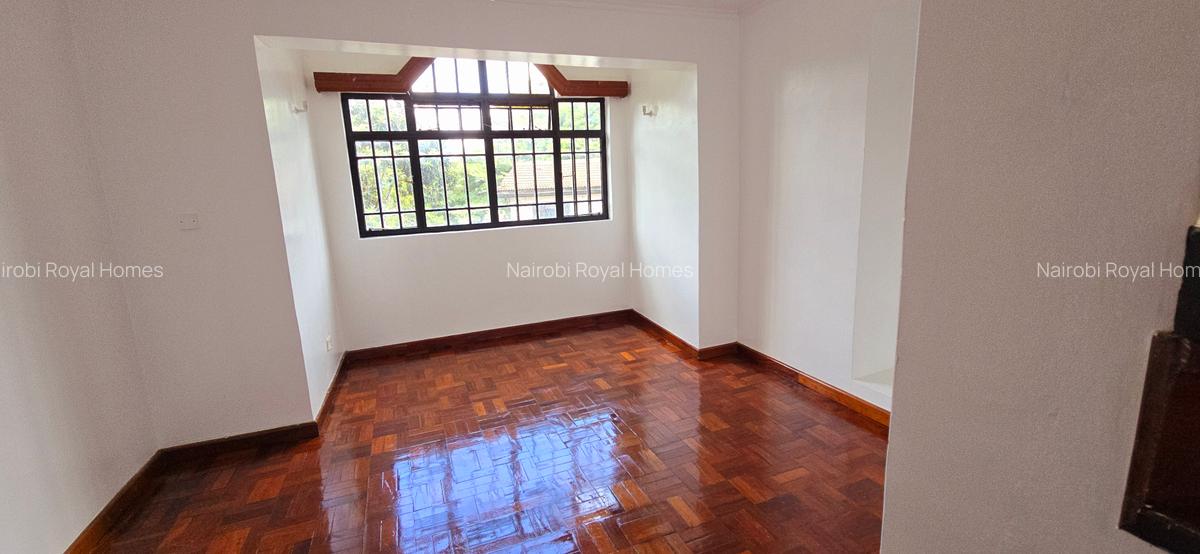4 Bed Townhouse with En Suite at Gitanga Road - 7