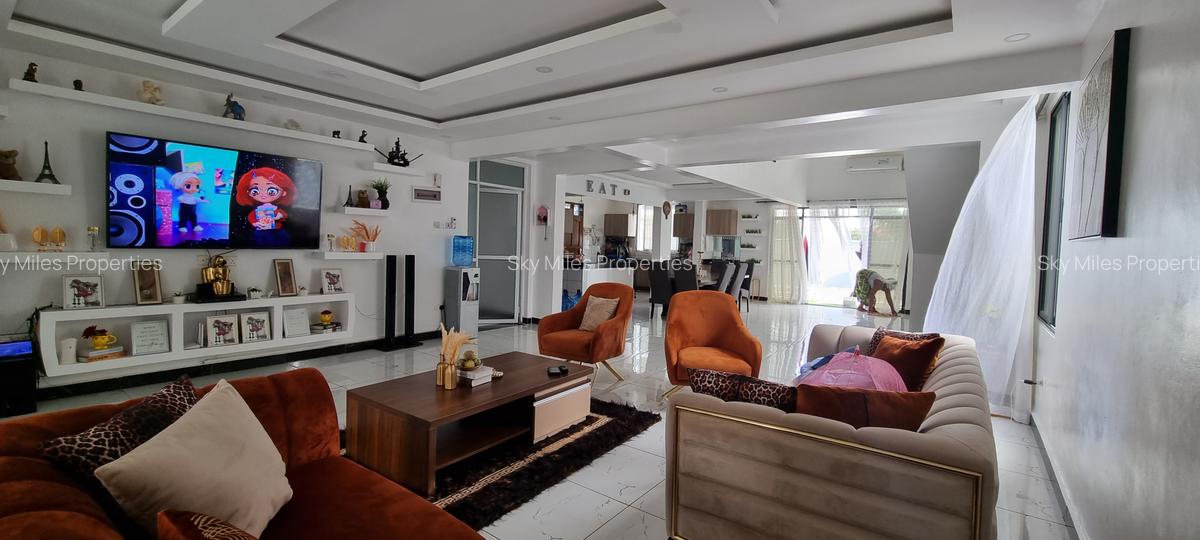 6 Bed House with En Suite at Braeburn - 7