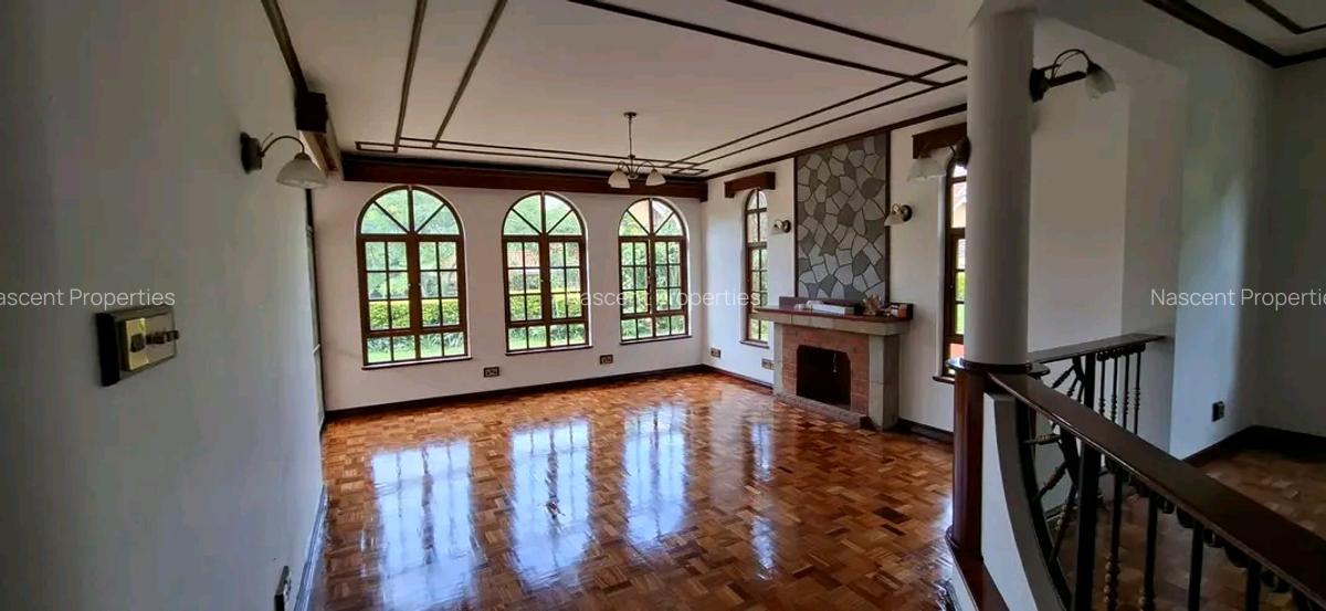 4 Bed Townhouse with En Suite in Lavington - 7