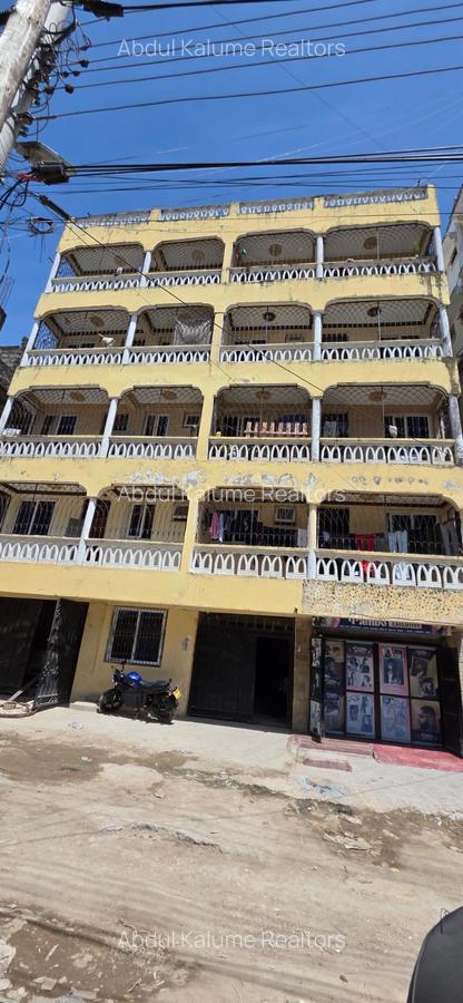 10 Bed House with Gym in Bamburi - 6