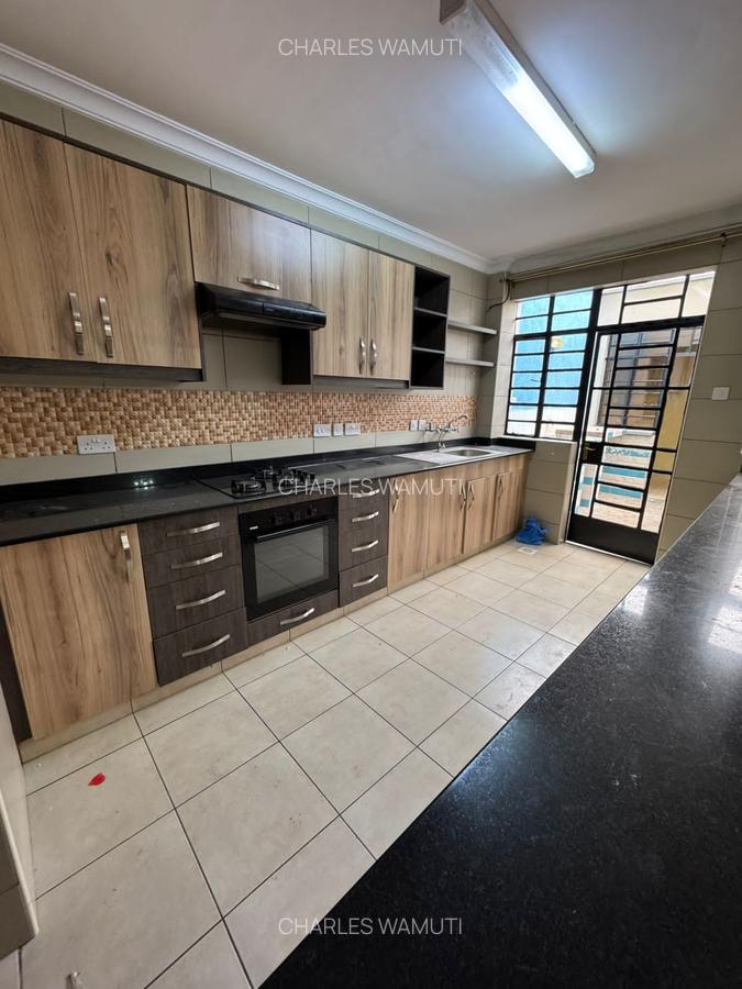 4 Bed Townhouse with En Suite at Katani Road - 4