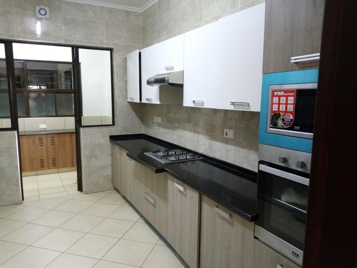 3 Bed Apartment with En Suite in General Mathenge - 2