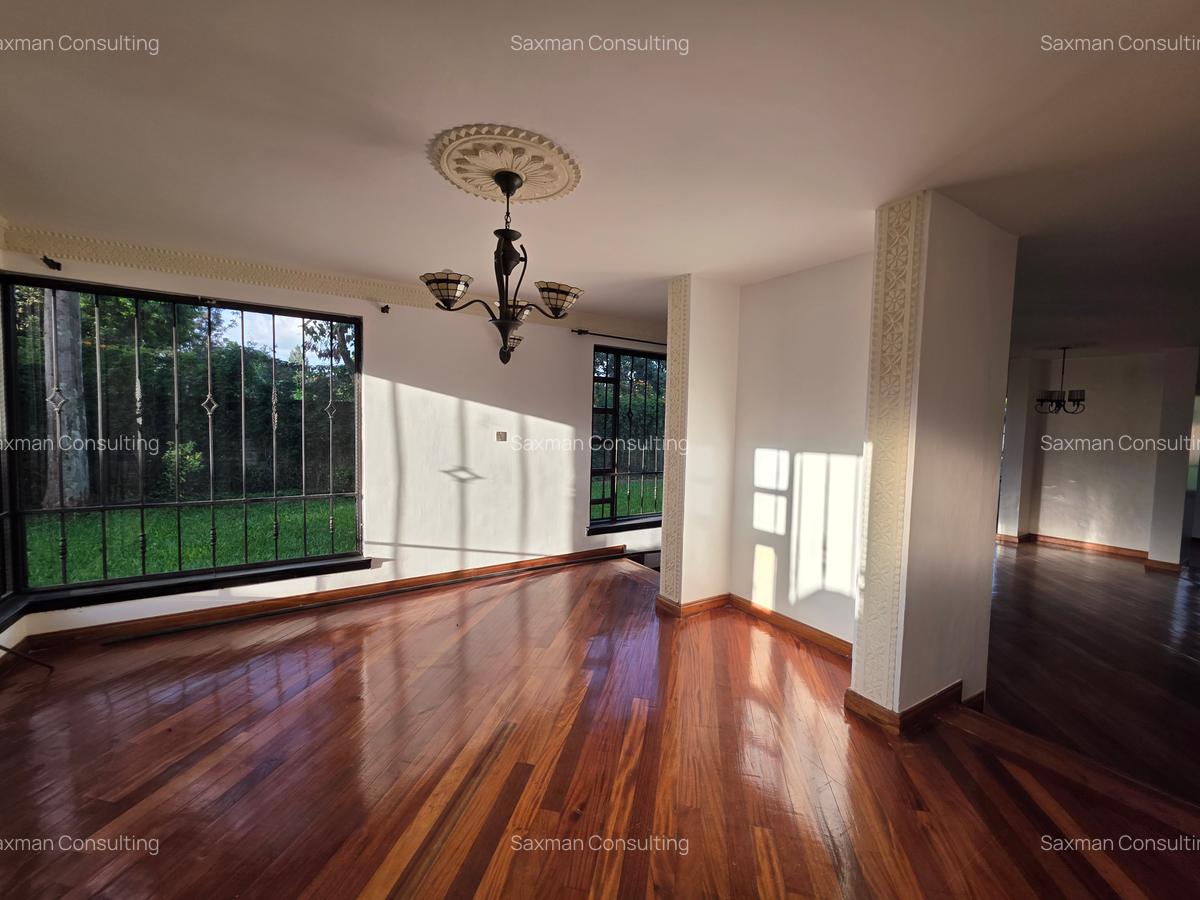 5 Bed Villa with En Suite in Runda - 9
