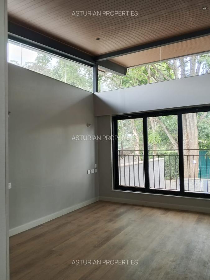 4 Bed Townhouse with En Suite in Runda - 12