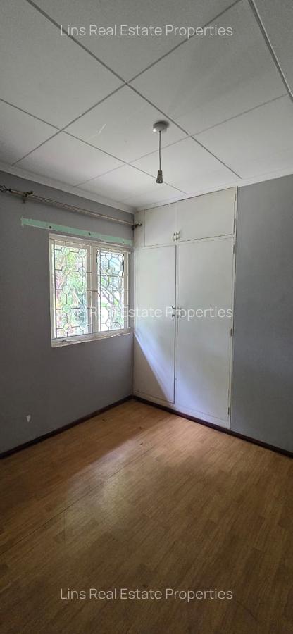 4 Bed House with En Suite in Kyuna - 17
