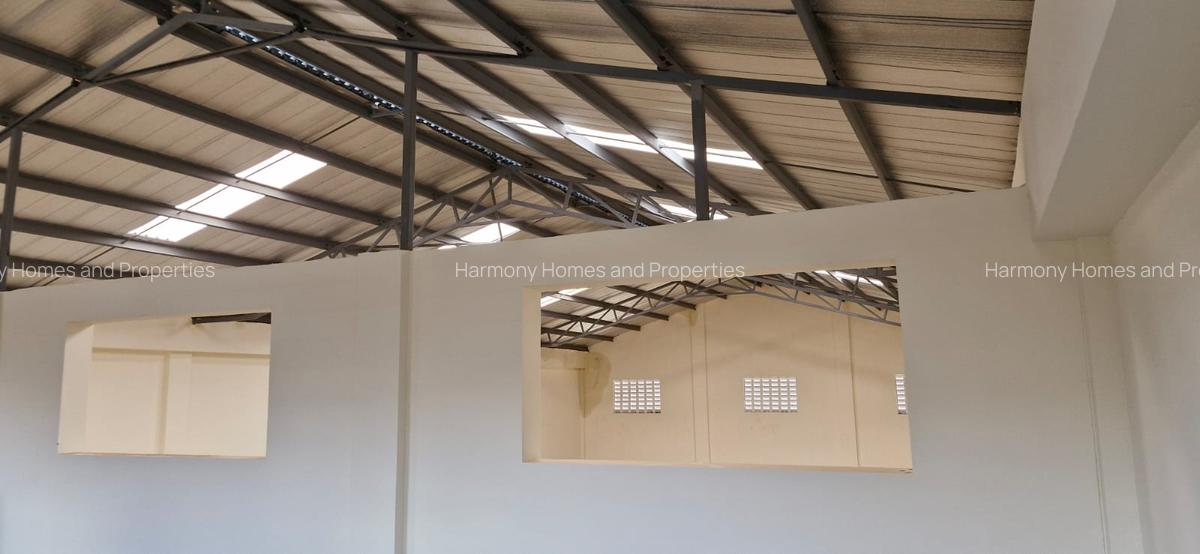 6,458 ft² Warehouse with Parking at Ruiru - 5