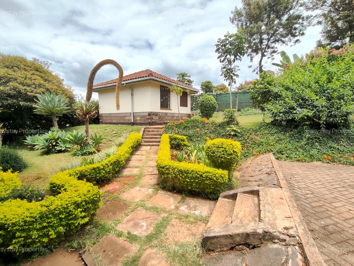 4 Bed Townhouse with En Suite in Nyari - 2