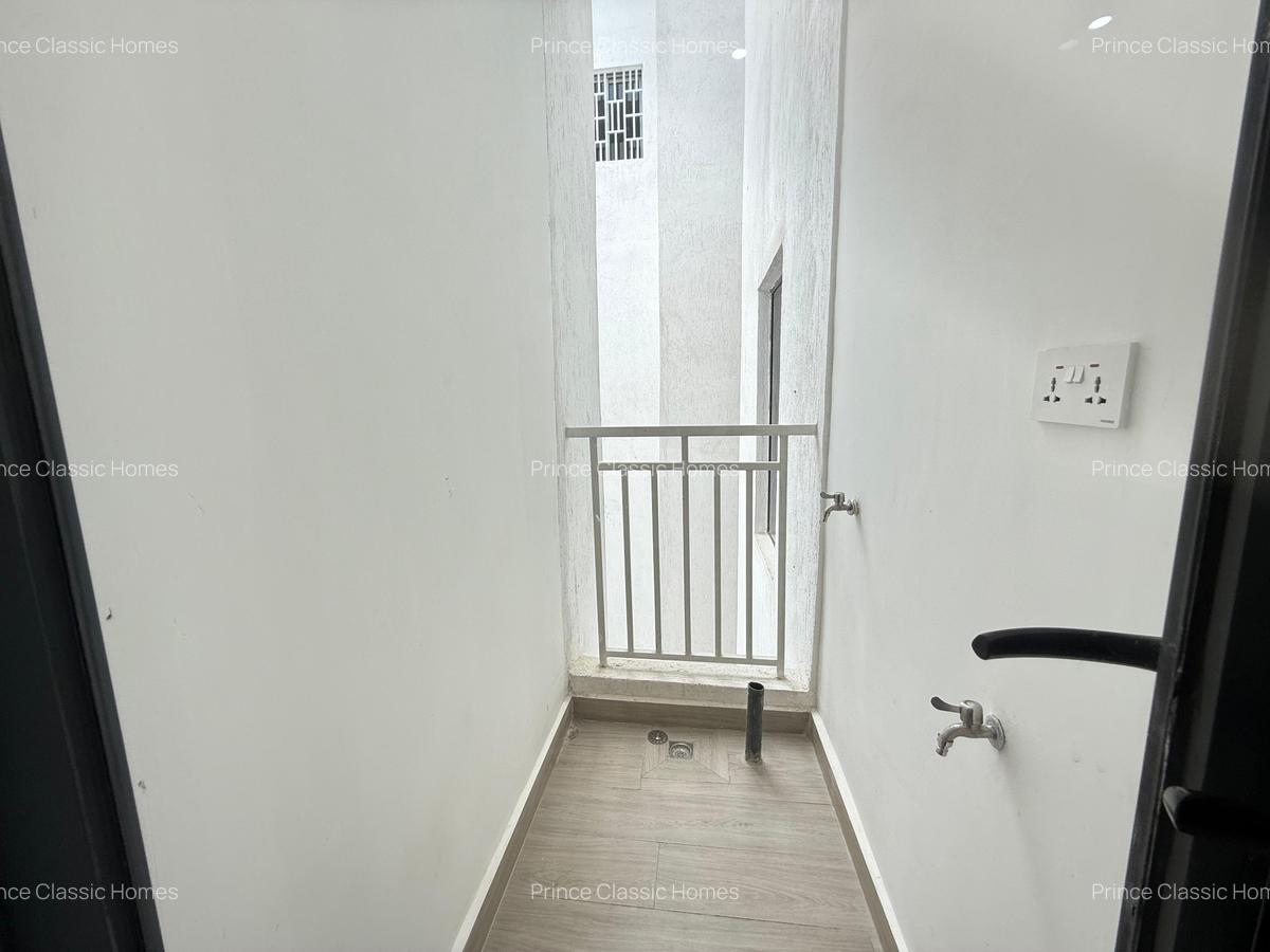 2 Bed Apartment with En Suite in Kilimani - 11