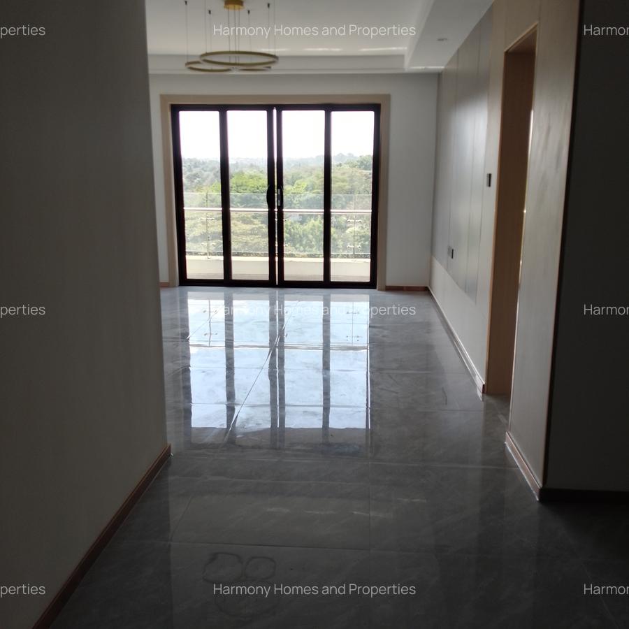 Furnished 2 Bed Apartment with En Suite at Riverside - 3