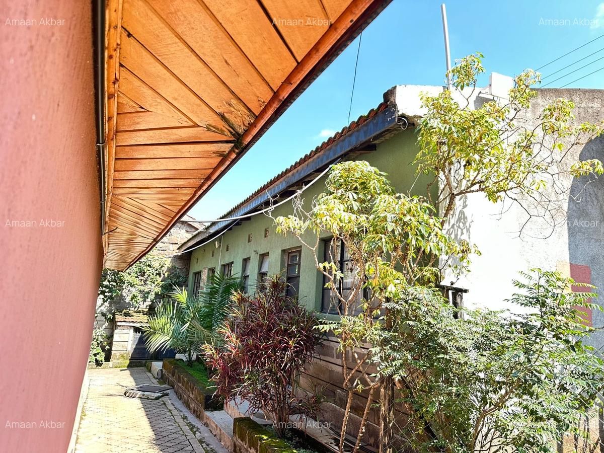 5 Bed House with En Suite in Nakuru - 8
