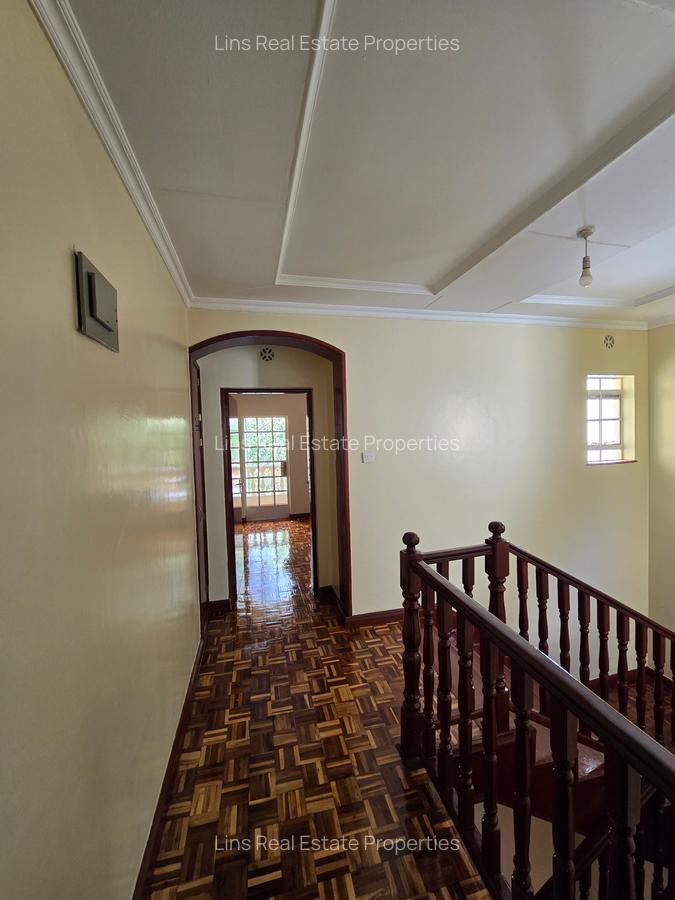 4 Bed Townhouse with En Suite in Lavington - 5