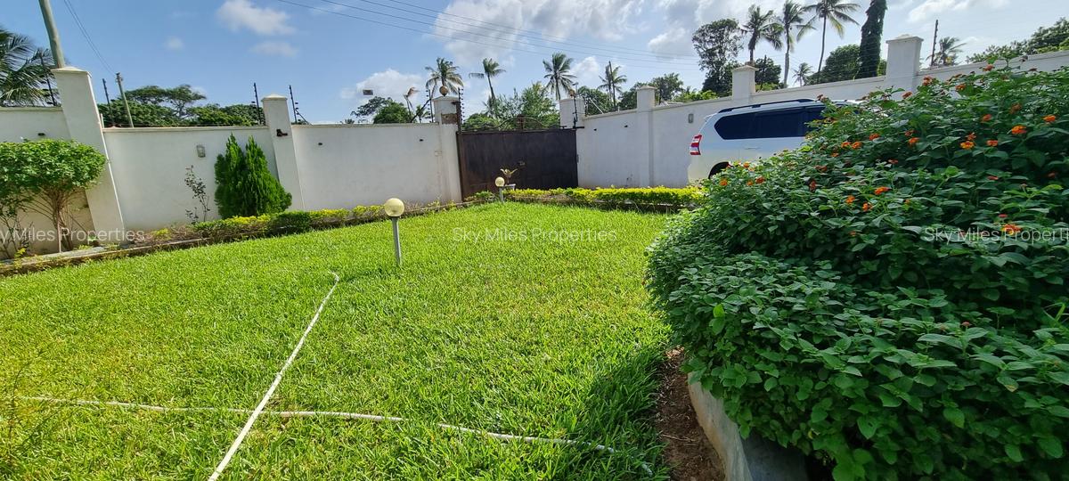 4 Bed House with En Suite at Mtwapa - 5